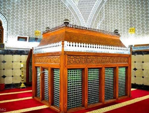 نسبتسنجی عدالت و مشروعیت در اندیشهی سیاسی امام ابوحنیفه 1 Abu hanifa first page